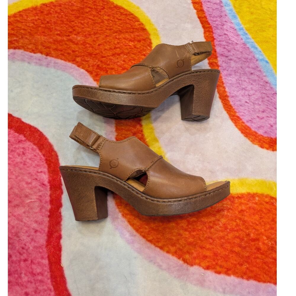 Born Wekiva Leather Peep Toe Heel Sandals Size 8